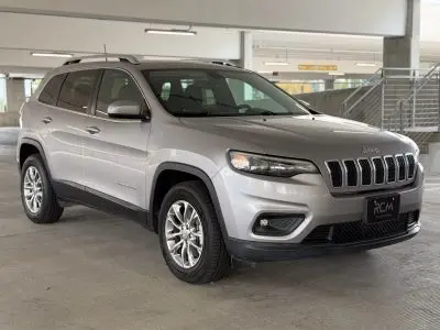 2019 Jeep Cherokee Latitude Plus 4X4 photo 3