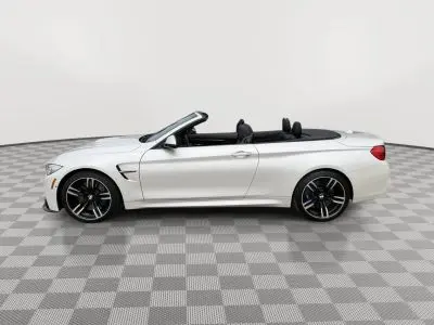 2016 BMW M4 Base photo 4