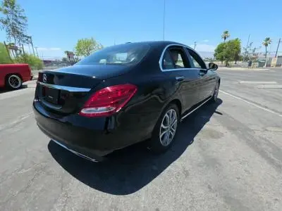 2018 Mercedes-Benz C-Class C300 photo 2