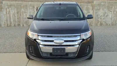 2013 Ford Edge SE photo 3