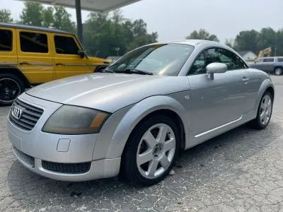 2000 Audi TT COUPE photo 3