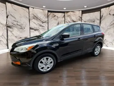 2015 Ford Escape S photo 3
