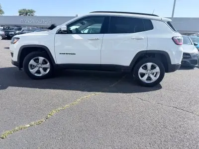 2019 Jeep Compass Latitude 4X4 photo 4