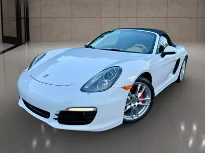 2013 Porsche Boxster S photo 3