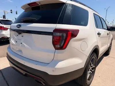 2016 Ford Explorer Sport 4WD photo 5