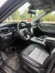 2022 Ford Explorer XLT 4WD photo 4