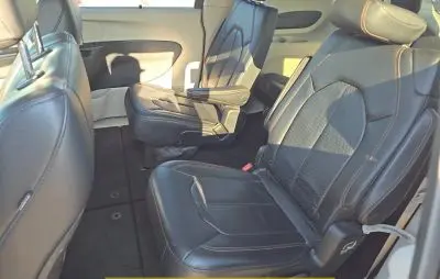 2018 Chrysler Pacifica Touring L photo 5