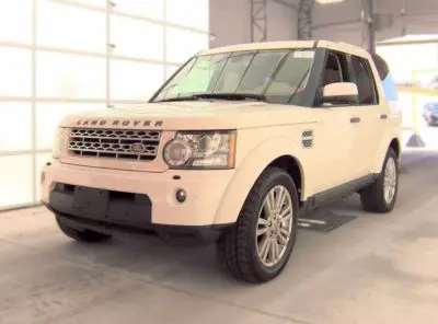 2010 Land Rover LR4 Base photo 2