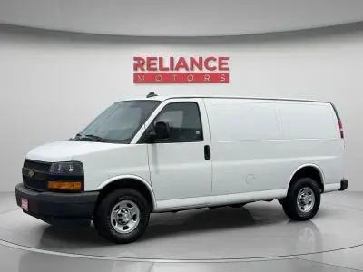 2020 Chevrolet Express 2500 Work Van HD photo 2