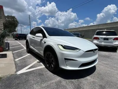 2023 Tesla Model X Long Range photo 5