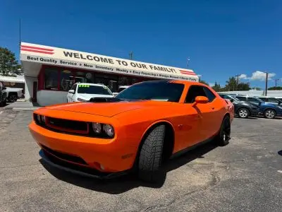 2014 Dodge Challenger Shaker Package photo 4