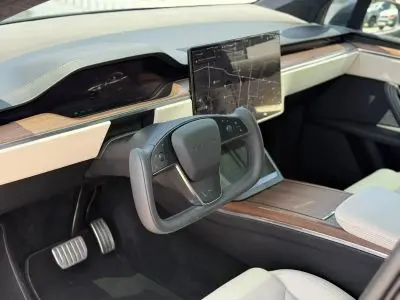 2022 Tesla Model X Long Range photo 5