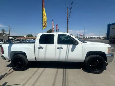 2012 Chevrolet Silverado 1500 LT Crew Cab photo 5