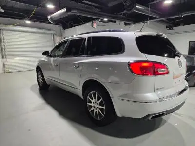 2017 Buick Enclave Leather photo 5