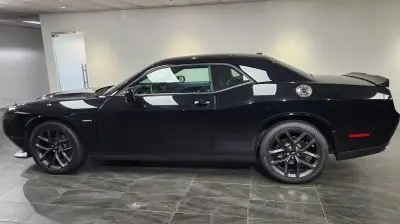 2018 Dodge Challenger R/T photo 4