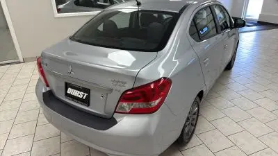 2017 Mitsubishi Mirage SE CVT photo 3