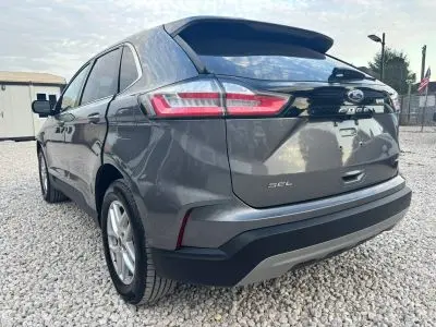2023 Ford Edge SEL AWD photo 5