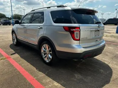 2011 Ford Explorer Limited photo 4