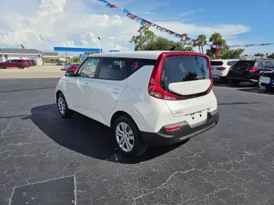 2022 Kia Soul 2.0 LX IVT photo 3