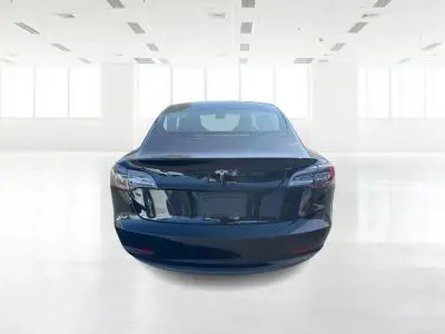 2020 Tesla Model 3 Standard Range Plus photo 5