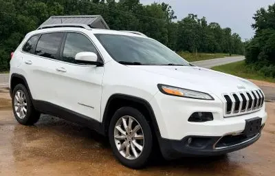 2016 Jeep Cherokee Limited 4WD photo 3