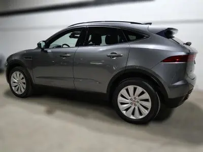 2020 Jaguar E-PACE P250 SE photo 4