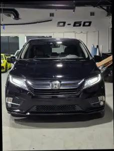 2018 Honda Odyssey Elite photo 3