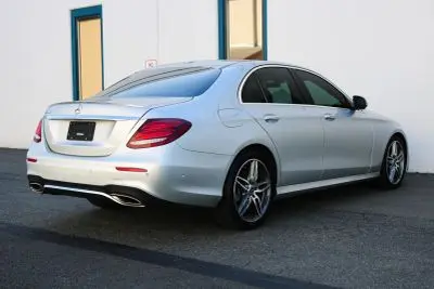 2019 Mercedes-Benz E-Class E300 photo 4
