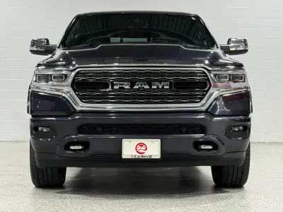 2020 RAM 1500 Limited Crew Cab 4WD 5'7" Box photo 3