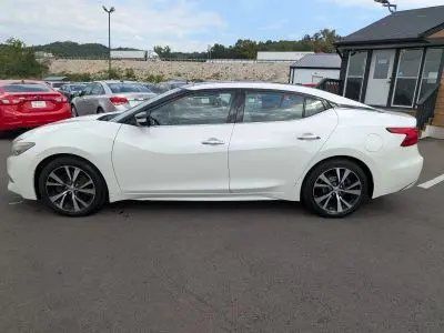 2017 Nissan Maxima 3.5 SL photo 3