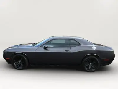 2016 Dodge Challenger SXT photo 5