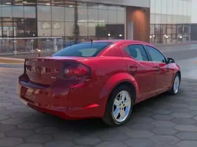 2013 Dodge Avenger SXT photo 3