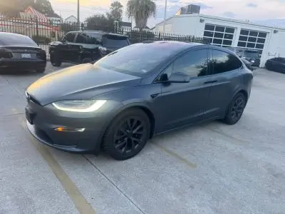 2023 Tesla Model X Long Range photo 3