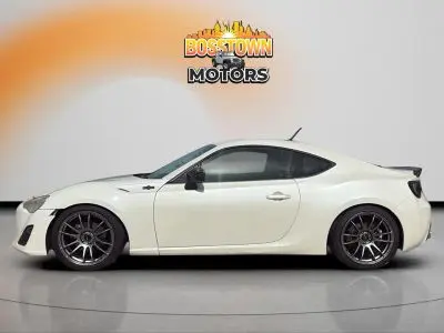 2013 Scion FR-S AT photo 3