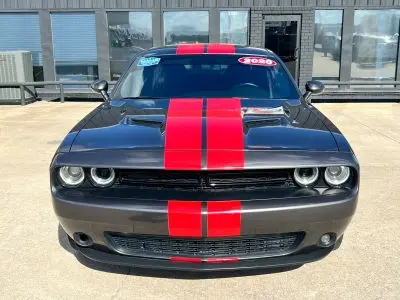 2021 Dodge Challenger SXT Auto photo 2