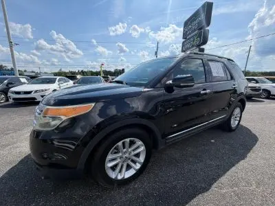 2013 Ford Explorer XLT photo 4