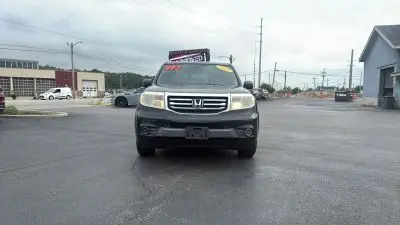 2013 Honda Pilot LX photo 2