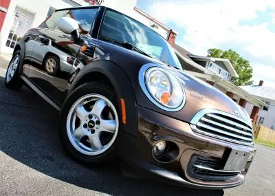 2011 MINI Cooper Base photo 2