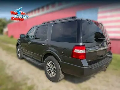 2017 Ford Expedition XLT photo 4