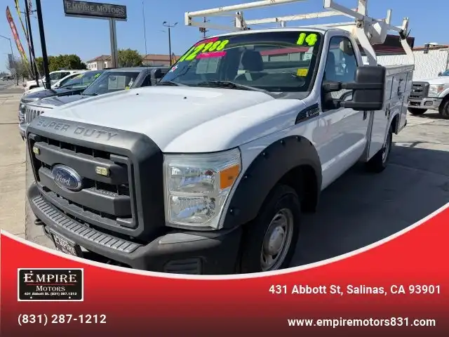 2014 Ford F-250 XL Regular Cab's photo