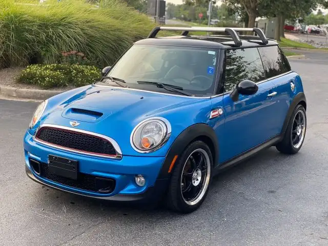 2012 MINI Cooper S's photo
