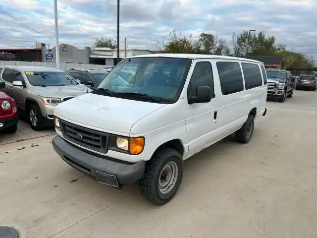 2007 Ford E-Series E-350 XL Super Duty Extended's photo