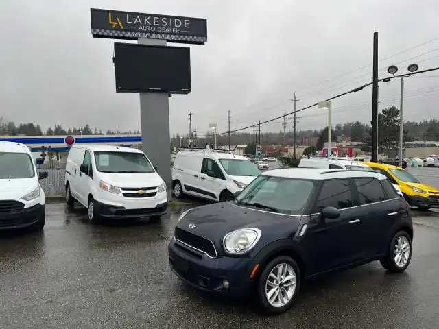 2011 MINI Countryman Countryman S's photo