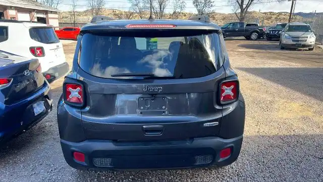 2018 Jeep Renegade Latitude FWD's photo
