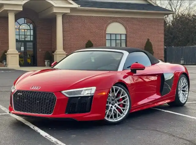 2017 Audi R8 V10 Spyder quattro S tronic's photo