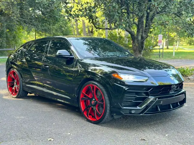 2019 Lamborghini Urus 4.0 V8's photo