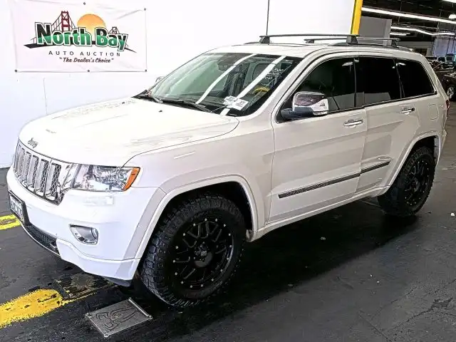 2012 Jeep Grand Cherokee Overland 4WD's photo