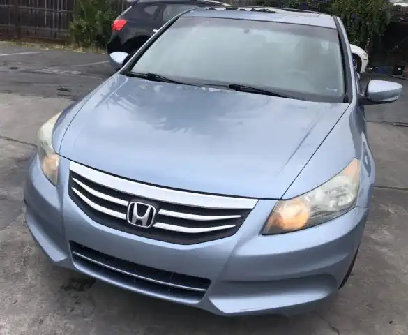2012 Honda Accord EX Auto's photo