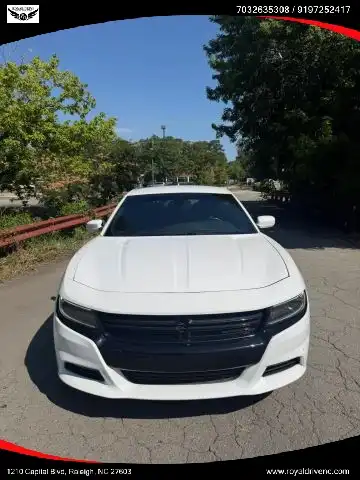 2017 Dodge Charger SXT's photo