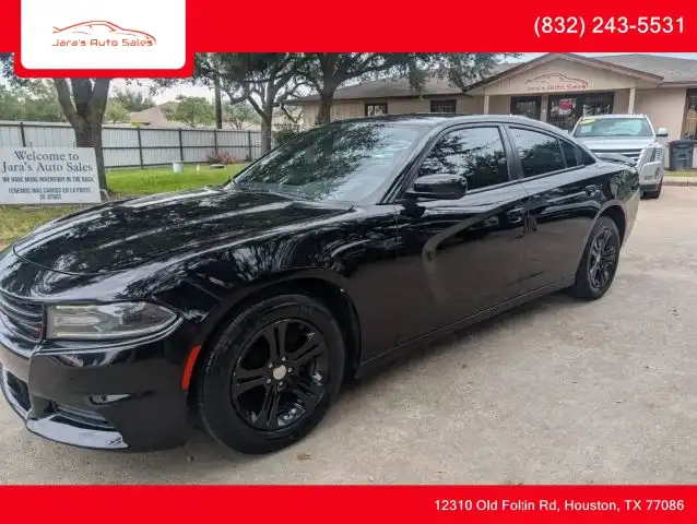 2019 Dodge Charger SXT's photo